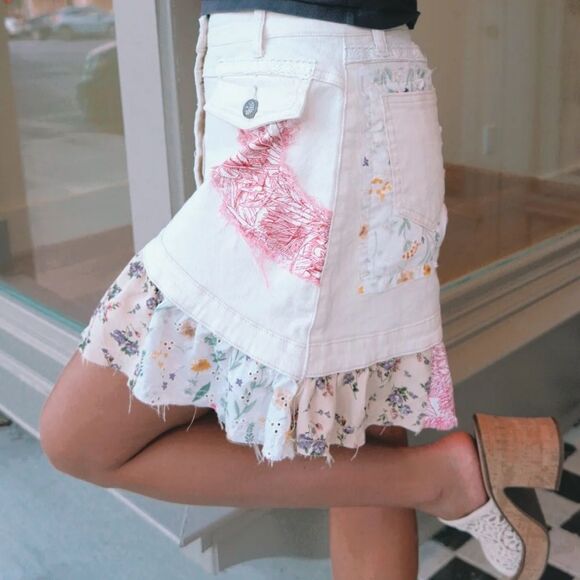 POL Boho Patchwork Denim Ruffle Hem Mini Skirt in Cream NWOT - Picture 2 of 8